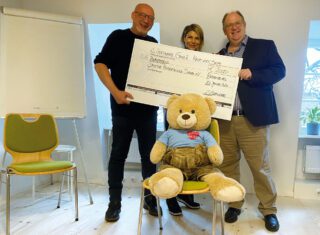 Spendenuebergabe mit Hope IS Software Januar